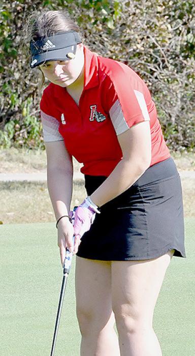 Hannah Beel posted career low of 118 during the Ainsworth Invite.