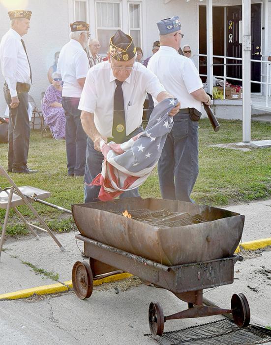 American Legion Performs Unserviceable Flags Ceremony