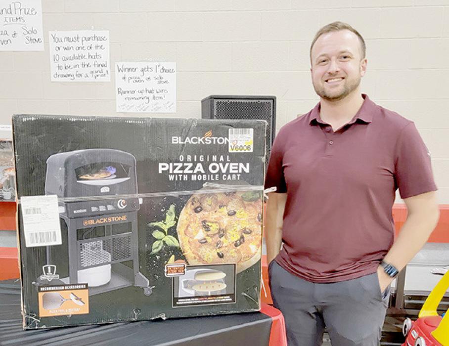 Dr. Kenny Wasmund was the Grand Prize winner during the Bulldog Booster Club Bulldog Pride Fundraiser held on August 18th. Dr. Wasmund selected the pizza oven.