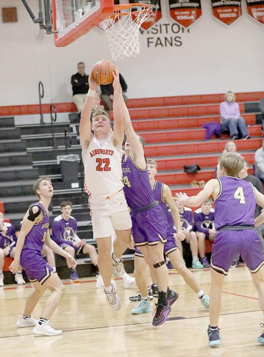 Carter Nelson scored 30 points against Holdrege. Nelson also had six rebounds and three blocked shots.