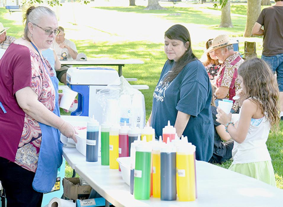 Along with music and a meal, snow cones were also available to help beat the heat.