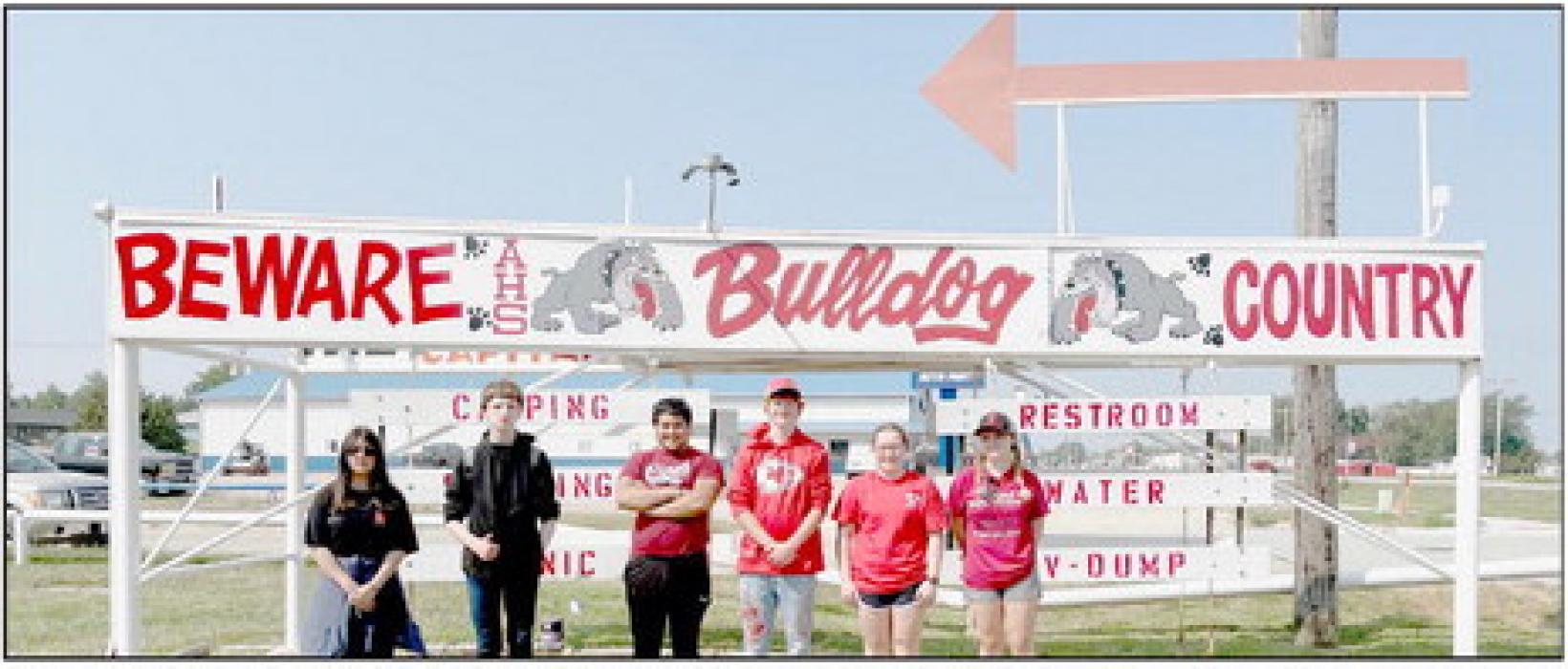 Ainsworth Community Schools Students Participate in Community Betterment Day