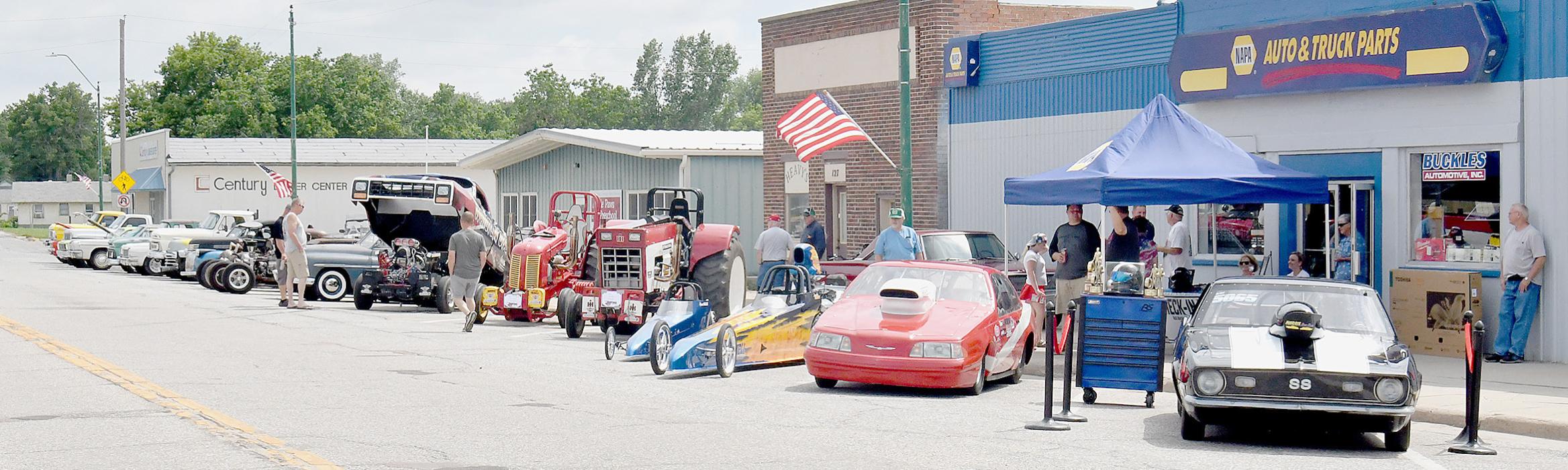 Bob Buckles Memorial Cruise Night A HUGE Success