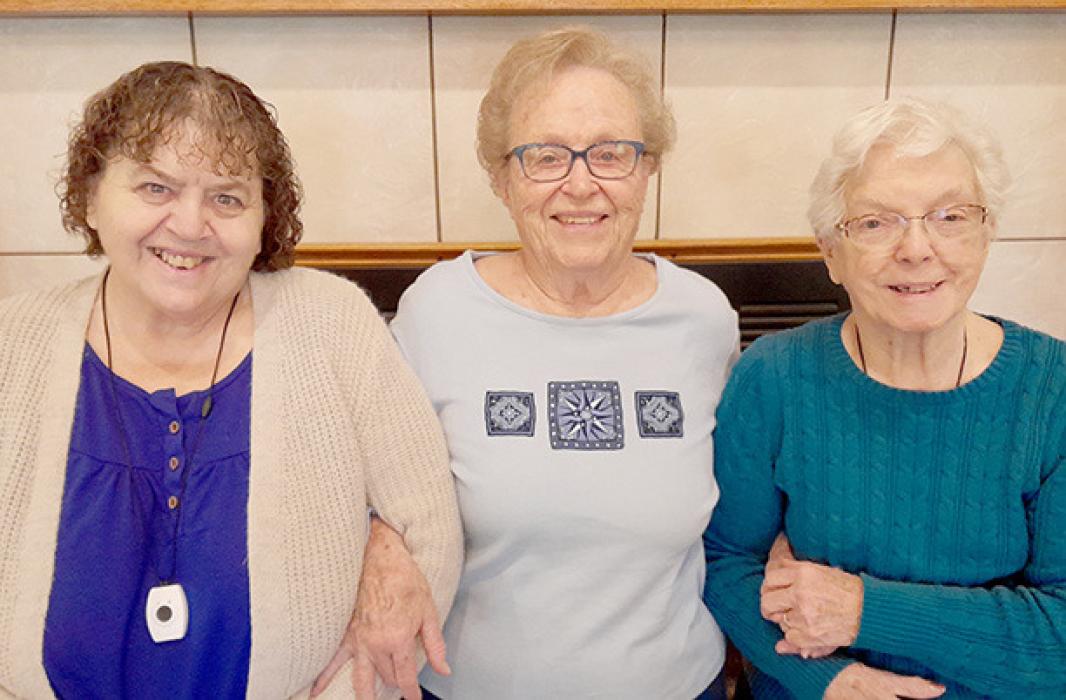 Cottonwood Villa Residents Walk Nearly 50 Miles in Walking Challenge