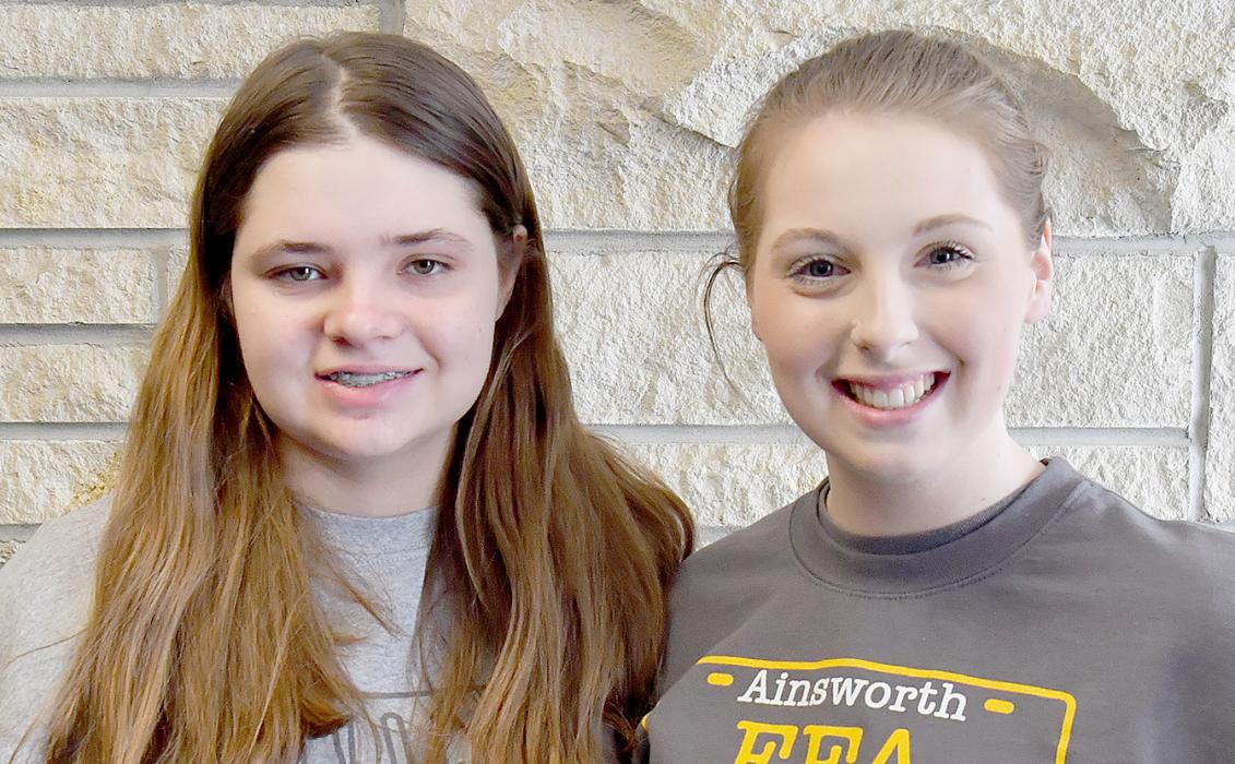 Chapter Delegates: Hannah Beel and Gracie Petty.