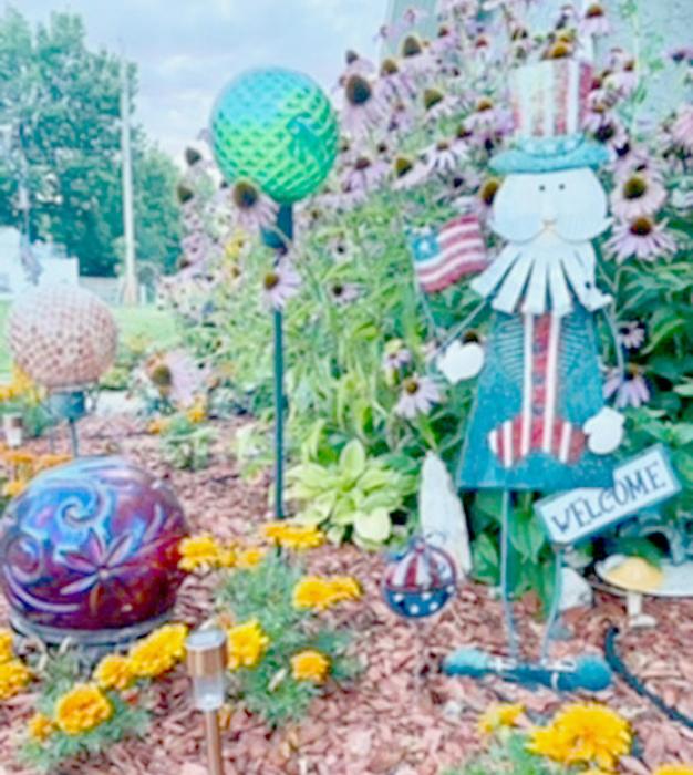 Carol Leicher Resident at 555 N. Main Street Is This Week’s Chamber Yard of the Week Winner