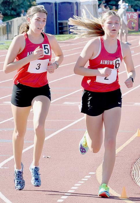 Carter Nelson and Katherine Kerrigan Wrap Up Careers as Ainsworth Bulldogs and Earn Medals at 2024 NSAA State Track Meet