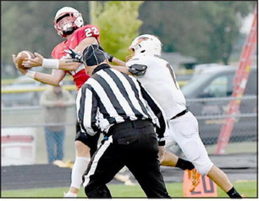 Carter Nelson caught two passes against CWC. Both receptions resulted in a touchdown for the Dawgs.