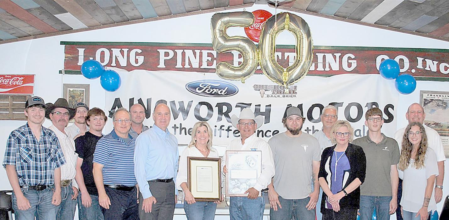 Bret and Julie Younkin Recognized by Ford Motor Company for 25th Anniversary of Their Franchise Dealership