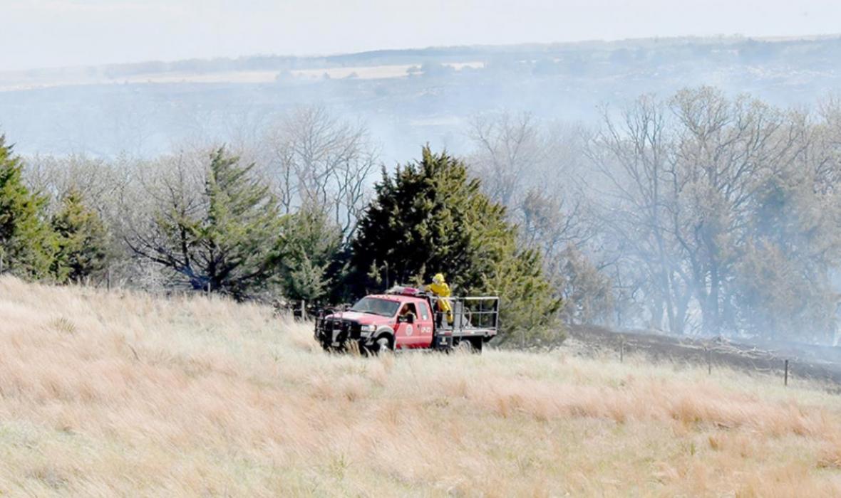 Firemen Called to Grass Fire