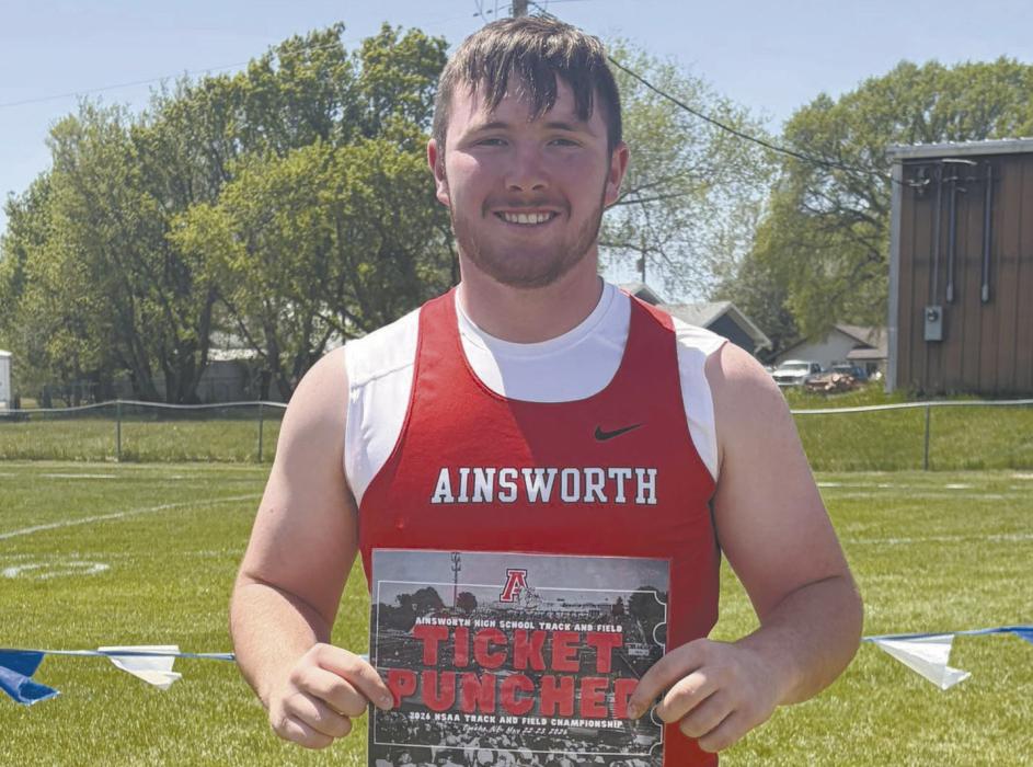 Senior Witten Painter will compete in the discus at noon on Saturday, May 23.
