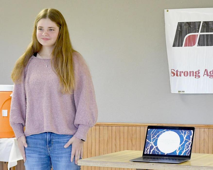 Brown County Farm Bureau Grant Recipients Present on Steer, Chicken and Baking Business Projects at Annual Meeting