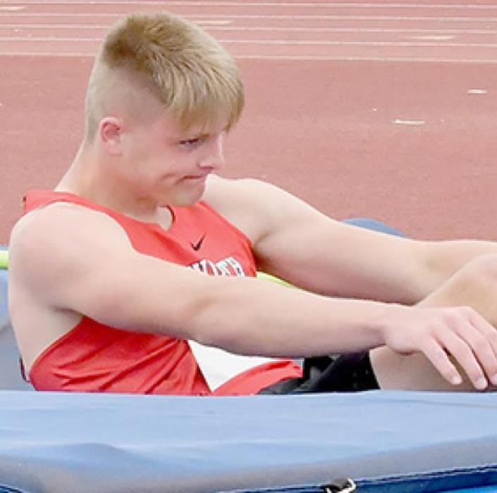 Ainsworth Tracksters Earn 10 Medals at 2022 NSAA State Track Meet