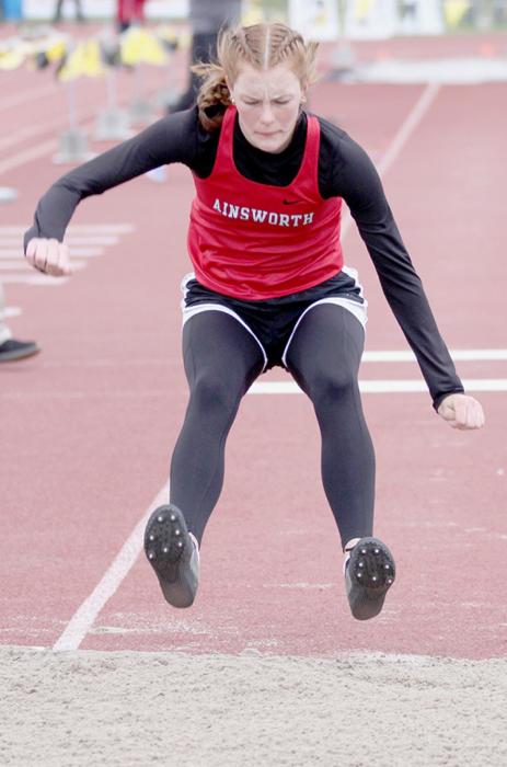 Ainsworth Tracksters Earn 10 Medals at 2022 NSAA State Track Meet