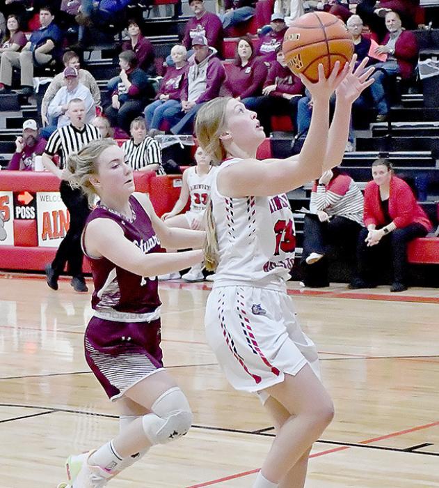 Kendyl Delimont led the Lady Bulldogs with 21 points against the Stuart Lady Broncos.
