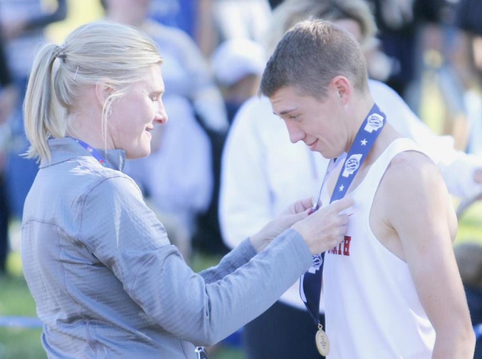 Ty Schlueter was crowned State Champion in the Class D Boys State Cross Country Meet. He joins five other Ainsworth Bulldogs that were individual State Champions. They are Melvin Campbell in 1965, Neal Hermsmeyer in 1973, Michael Schumacher in 2010, Zach Welch in 2014 and Ben Arens in 2018.