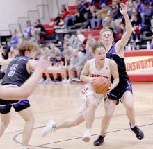 Morgan Kinney drives the lane during the game with the O’Neill Eagles. Kinney has seven points against O’Neill.