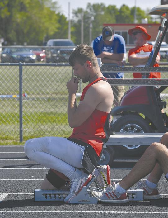 Owen Blumenstock ran a 23.34 in the 200 meter dash, setting a new personal record in the event.