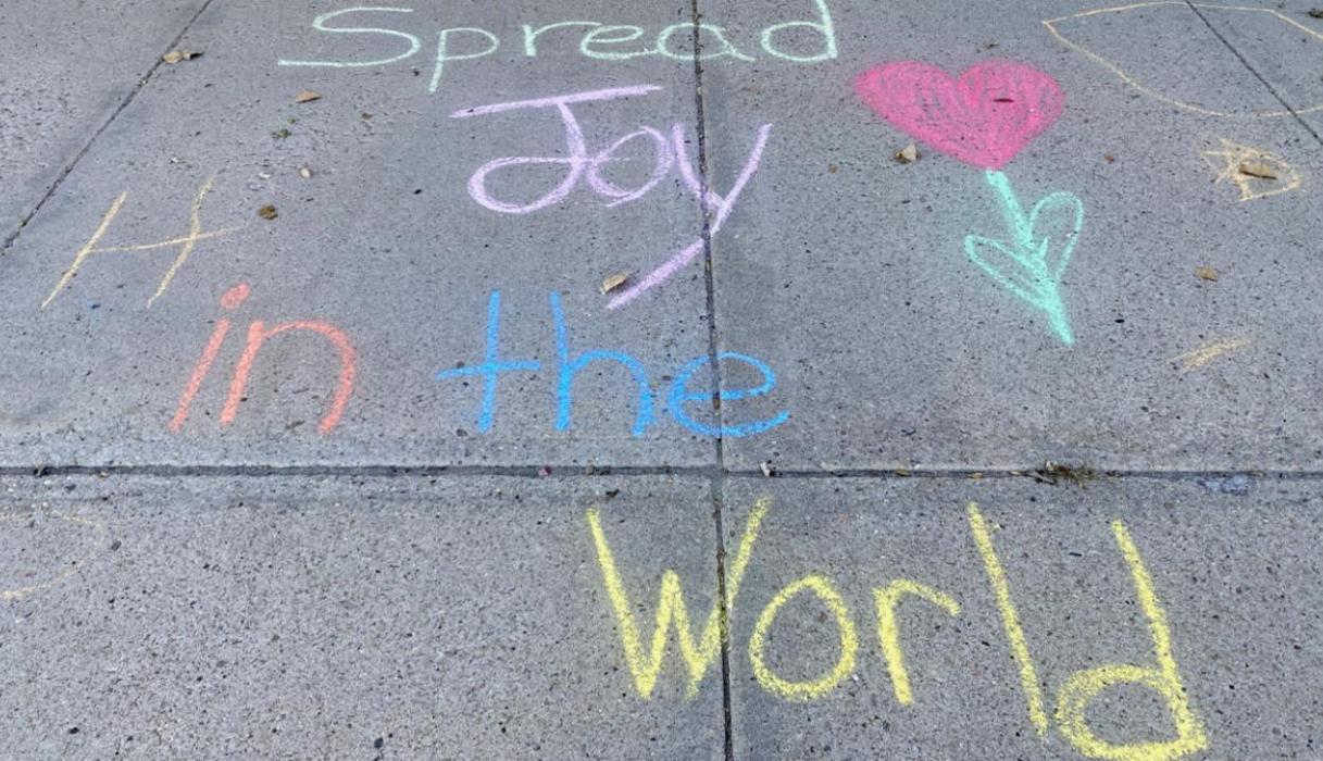 BCH Service Excellence Committee Artists Draw Uplifting Sidewalk Chalk Art