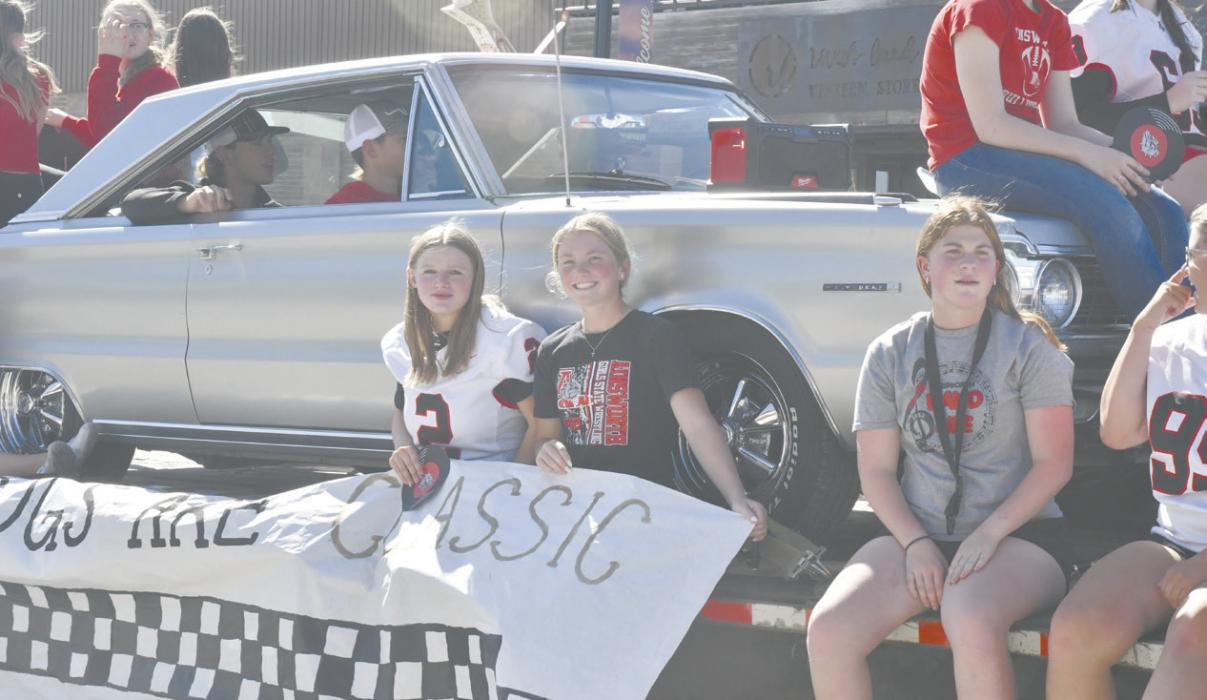 The Juniors won the high school float competition, and the freshmen placed second.