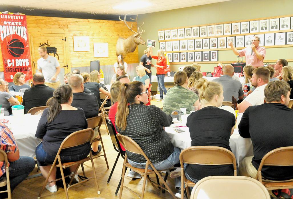 Tony Ruhter served as the evening’s auctioneer helping to bet the highest bid he could out of each bidder.