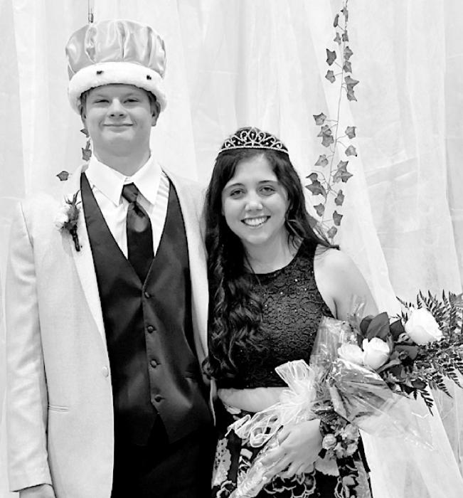 Isaac Hood and Josie Ganser Crowned 2021 AHS Prom King and Queen