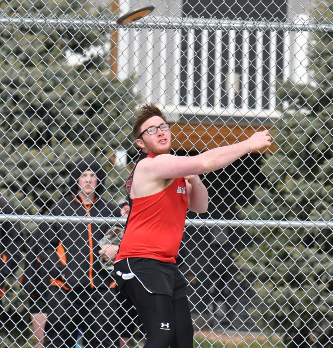 Witten Painter tossed the discus 130 feet, 8 inches during the UNK meet, a mark that placed him sixth.
