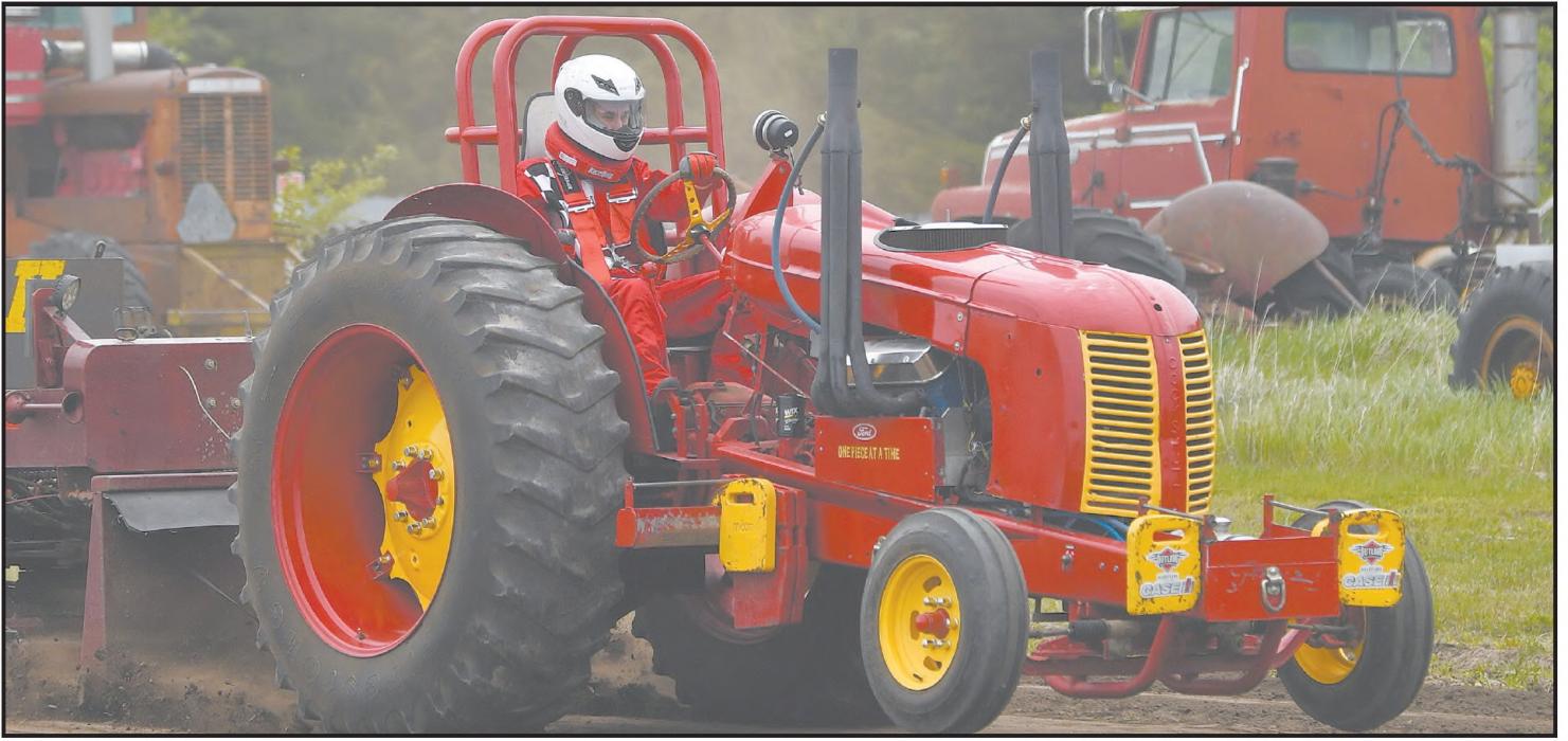 The 17th annual Antique Tractor Pull was held on Saturday, May 31, north of Ainsworth. Several jullers competed for prize money.