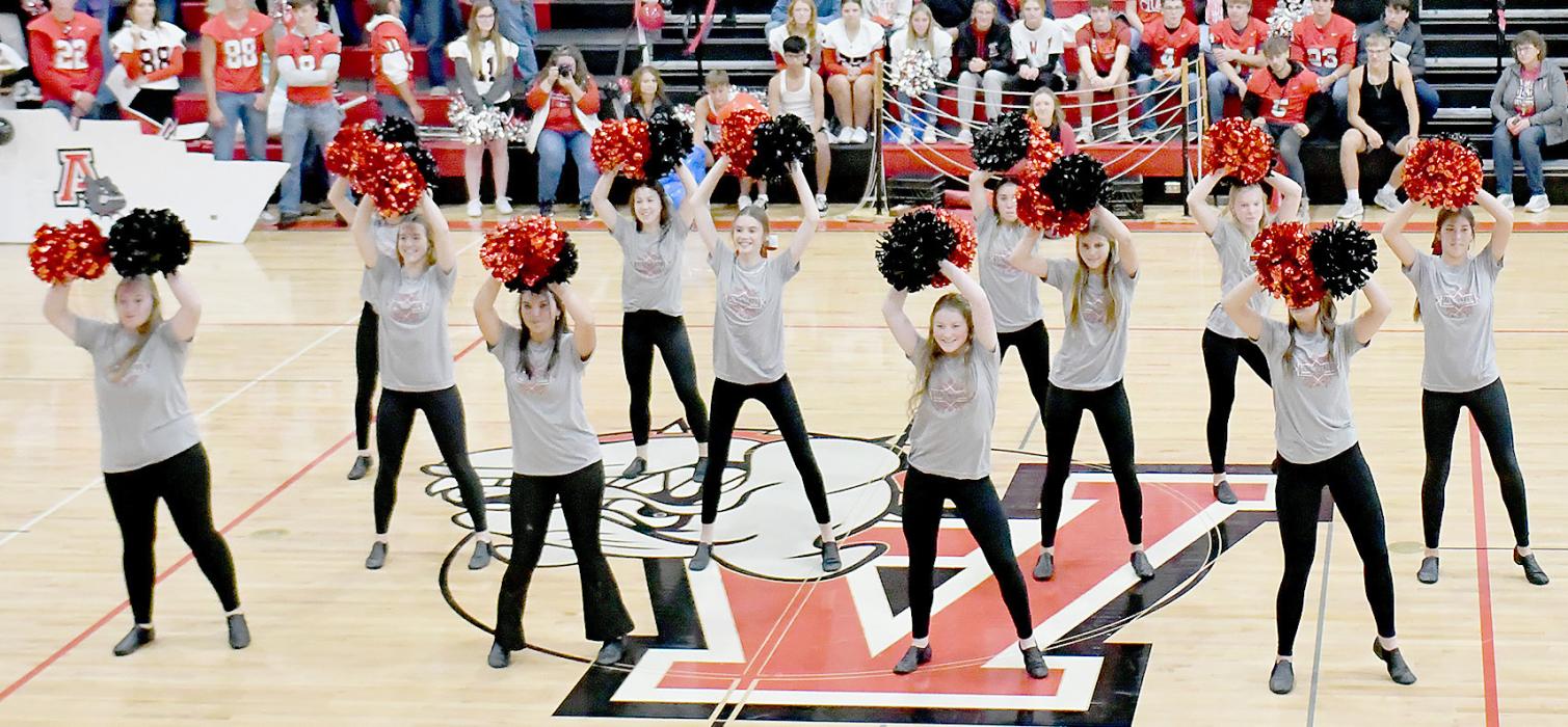 Pom Squad entertained those in attendance as they danced to “Problem” by Ariana Grande and “We Found Love” by Rihanna.