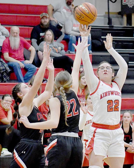 Graycn Painter takes an outside shot against the Anselmo-Merna Lady Coyotes. Painter scored 17 of the Lady Bulldogs 26 points.