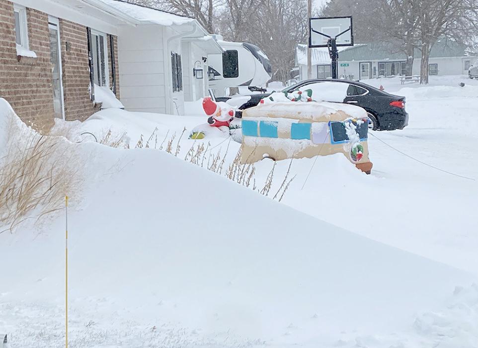 Mother Nature Puts Many Christmas Activities On Hold