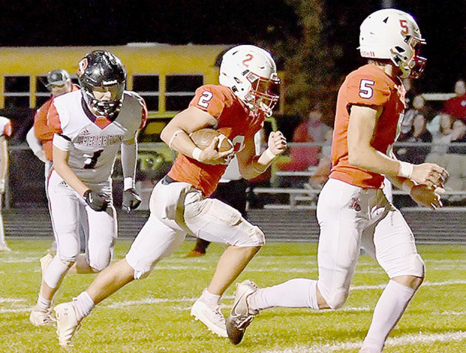 Morgan Kinney, #2, gained 151 yards rushing, 51 yards receiving and scored 4 touchdowns.