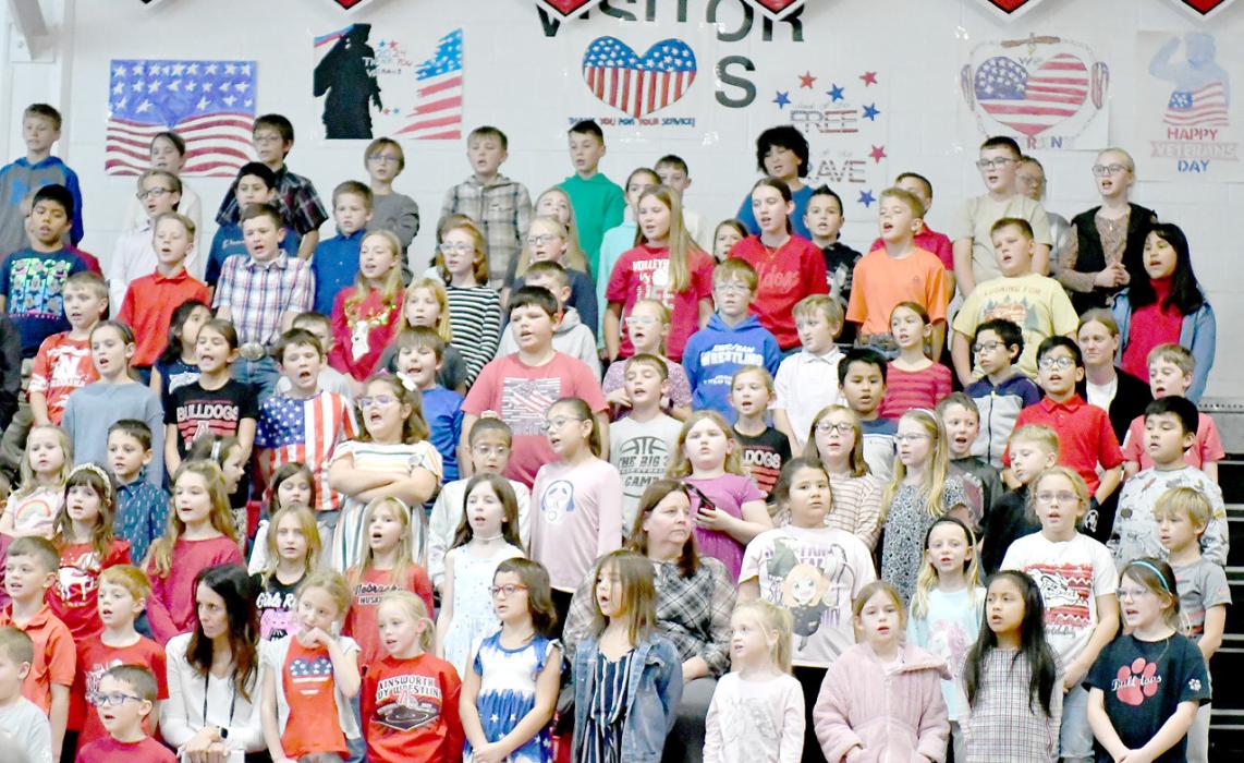 Ainsworth Music Department Plays Tribute to Veterans