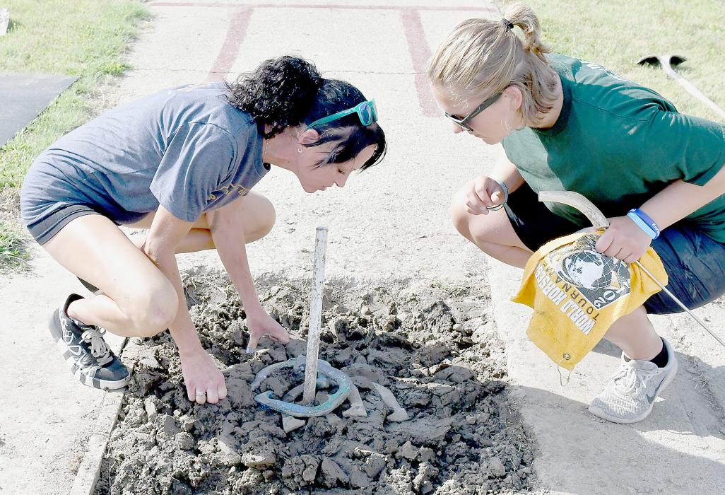 Ainsworth Horseshoe Club Hosts the Nebraska Horseshoe Pitching Tournament