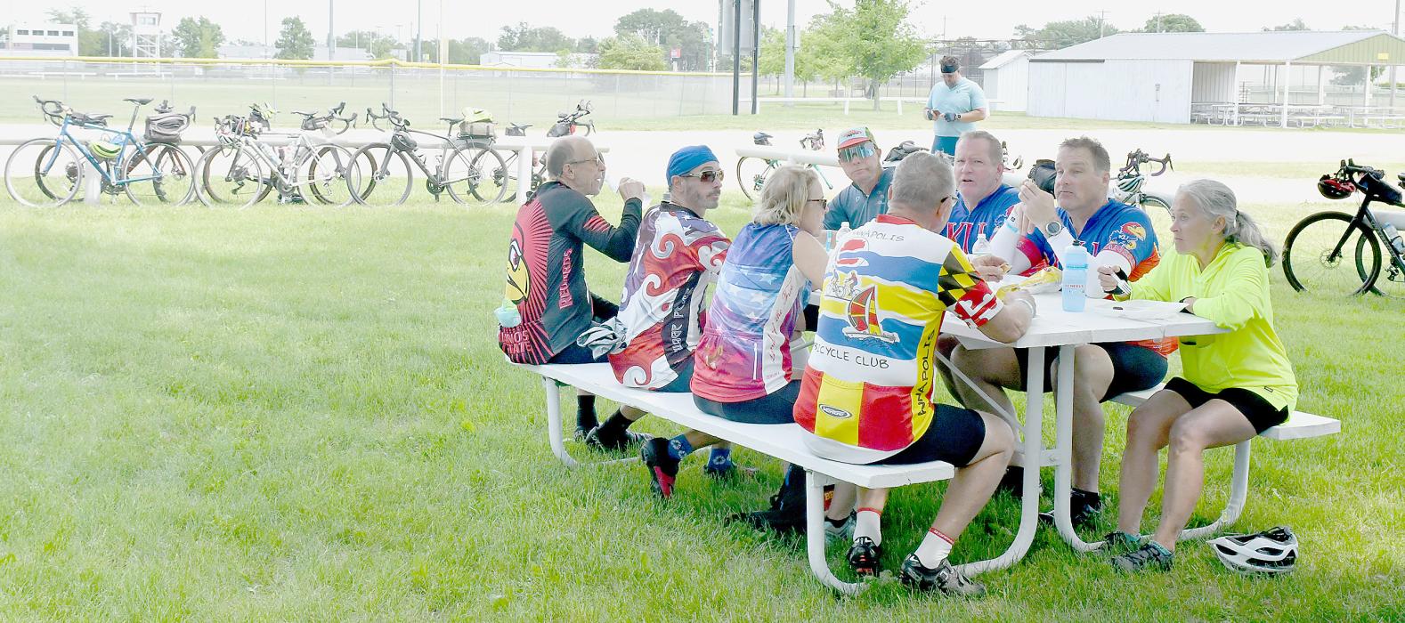 BRAN42 Enjoys Lunch in the Ainsworth East City Park
