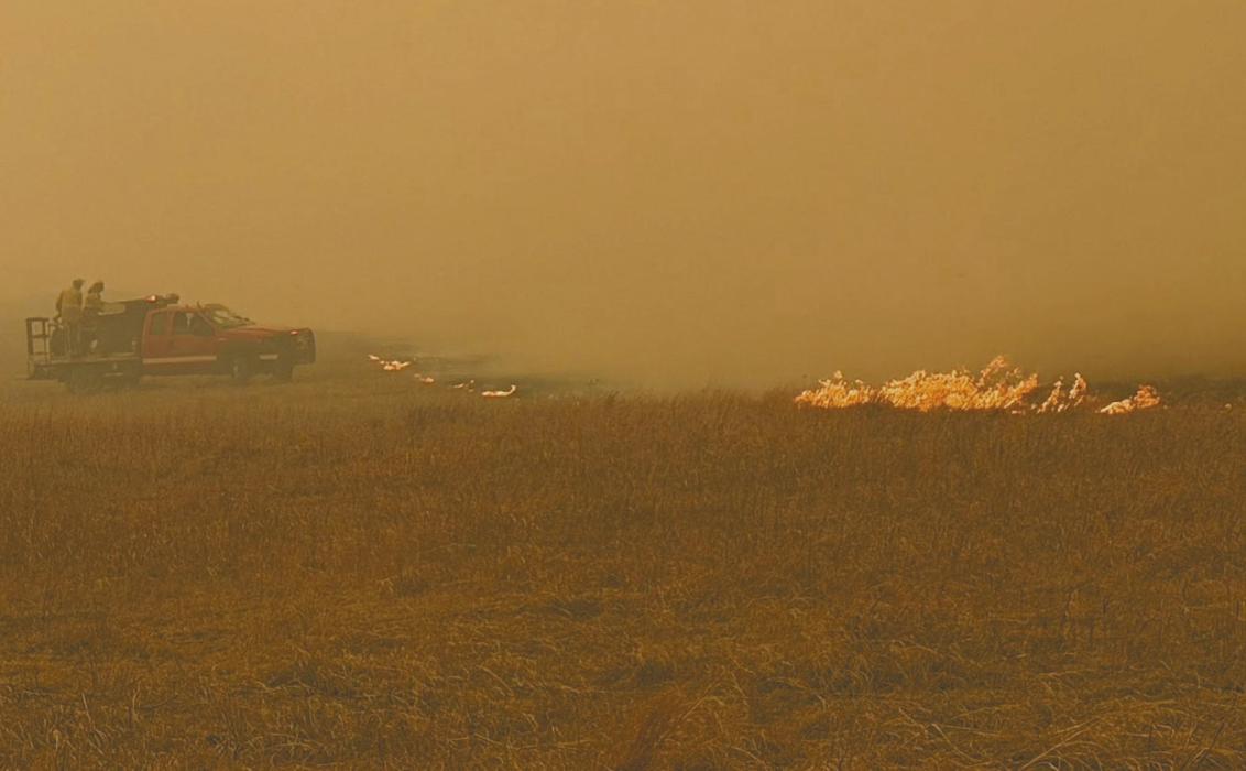 Fire departments battle the fire south of Kilgore, now known as the Anderson Bridge Fire. In a 24hour period, the Nebraska Emergency Management Agency received reports of 24 fires. Photo Courtesy of Whitney Barnes