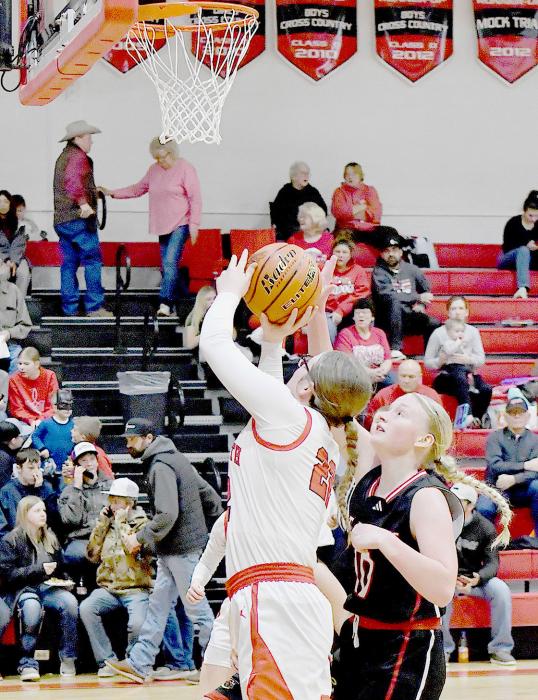 Gracyn Painter had her seventh double-double of the season against St. Mary’s, scoring 21 points and 12 rebounds.