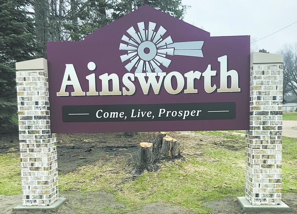 Ainsworth has joined other communities along Highway 20 with new welcome signs. These signs were a joint project between the Ainsworth Area Chamber of Commerce and the Brown County Lodging Committee. According to Linda O’Hare, the time and research from Sydnie Harvey, chamber director, is greatly appreciated.