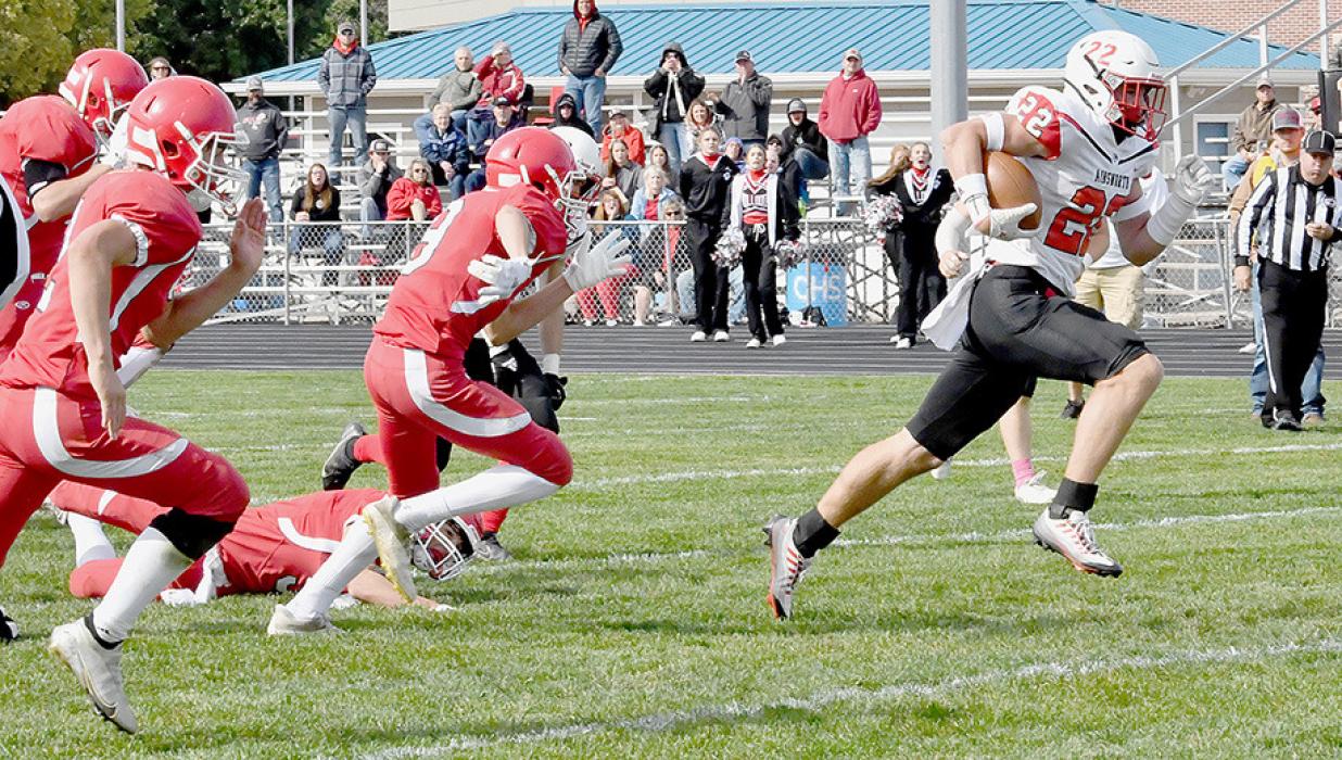 Carter Nelson broke through the St. Mary’s Cardinal line and the race was on. Nelson score Ainsworth’s second touchdown of the game on a 53 yard run giving Ainsworth a 12-8 lead in the second quarter.