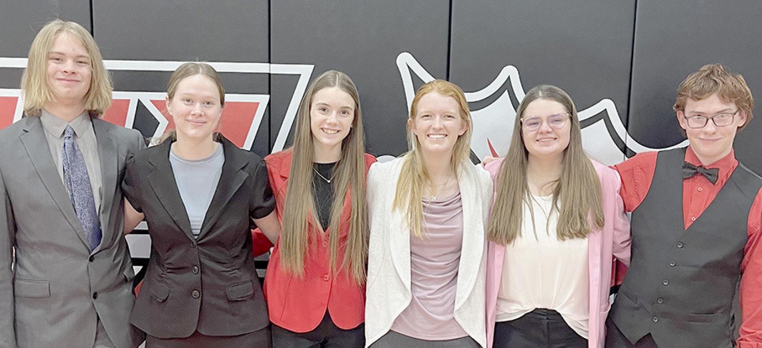 Ainsworth High School competitors at the Broken Bow Speech Meet were (Left to Right) Erick Hitchcock, Puridy Haley, Taylor Allen, Terra Shoemaker, Hannah Beel and William Biltoft.