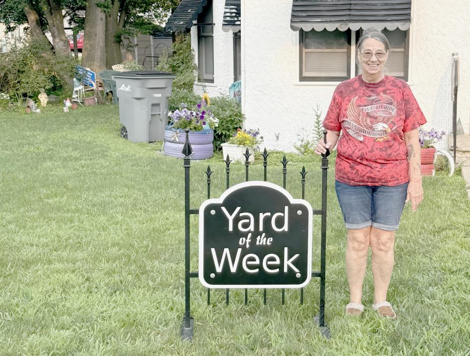 Carol Caudill Recognized for Yard of the Week