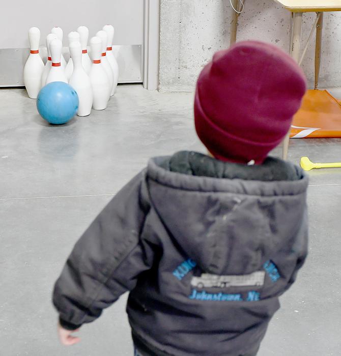 Ainsworth FFA Chapter’s “Hopping Into Easter” Event Brings Out Kids