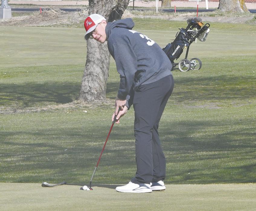 Senior Aiden Jackman carded an 82, scoring the second lowest of the team.