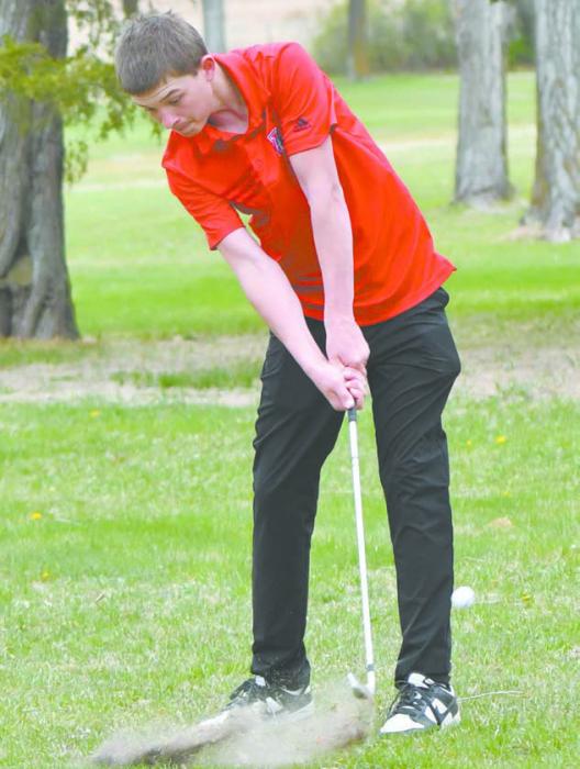Sophomore Bateson Raymond carded a 48 during the Ainsworth and Valentine Dual.