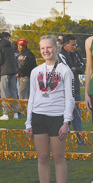 Sophomore Kiley Orton ran the 3200 meter run at the Norfolk Classic. Orton placed sixth, running a PR of 12:41.41.