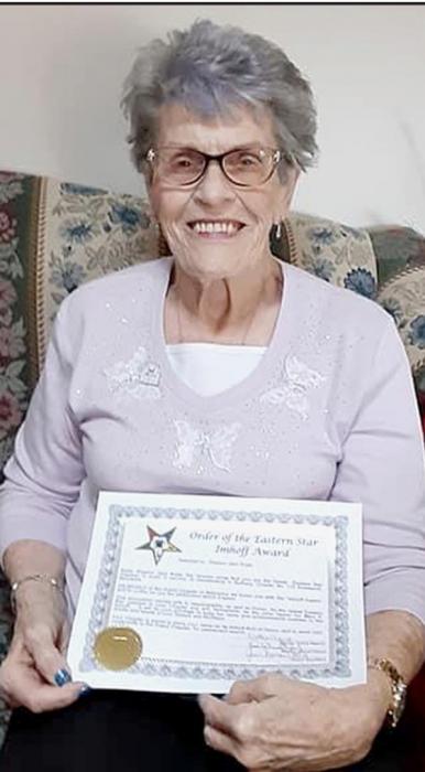 Eleanor Jean Kops Receives OES Imhoff Award