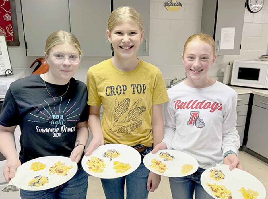 The runner-up team for the “Chopped” Competitioin were Aleah Hallock, Isabelle Arens and Miranda Lambrecht.