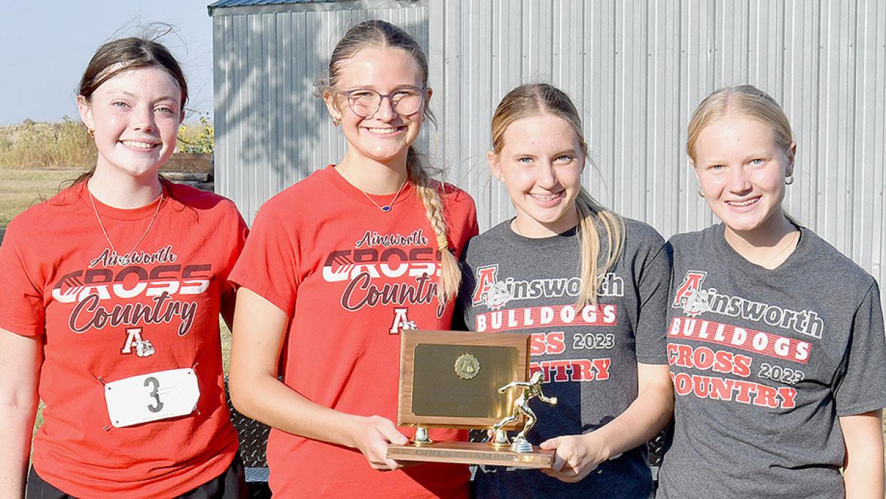 Ainsworth Girls Varsity Cross Country Team Wins Ainsworth Invitational