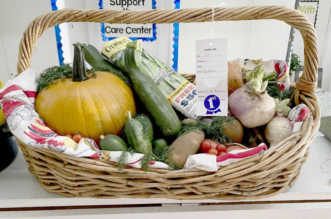 Best Vegetable Display went to Keith Munnu.