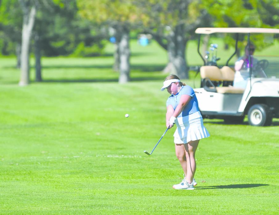 Oakley Hawthorne won the 3-4 grade girls competition, carding a 42 over six holes.